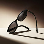 Rebel, Piano Black