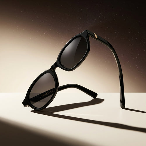 Rebel, Piano Black