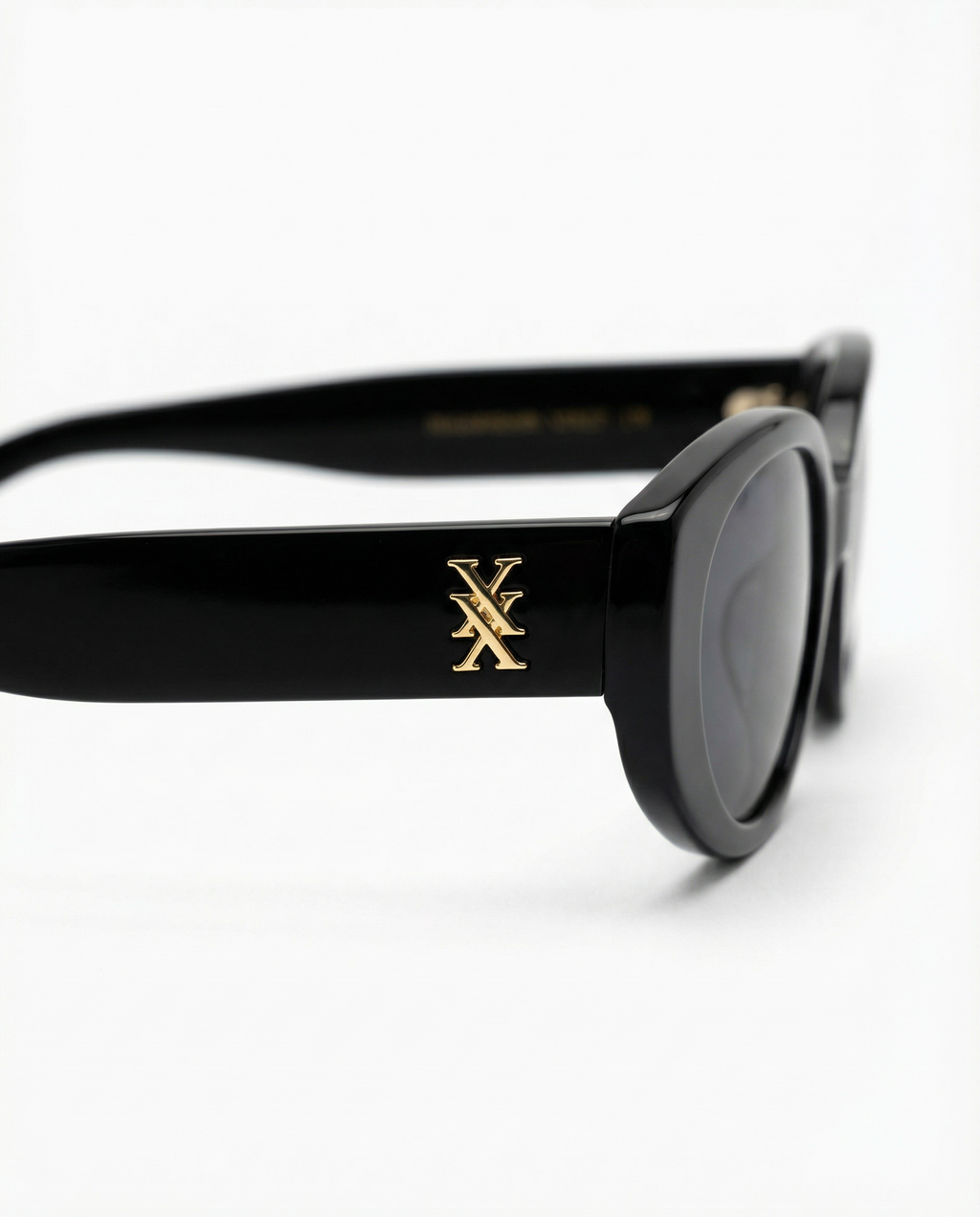 Siren Delight, Piano Black