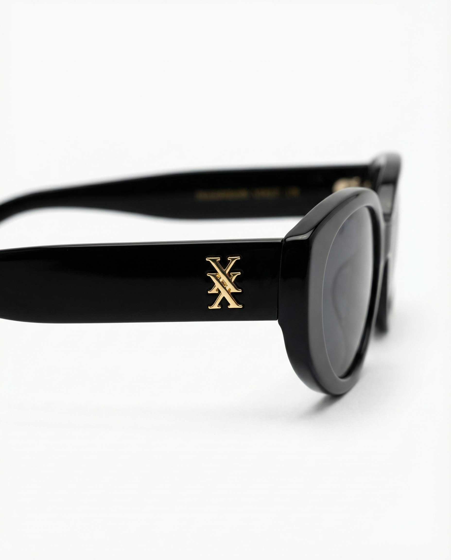 Siren Delight, Piano Black