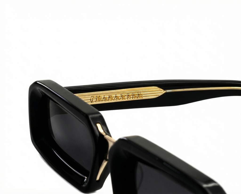 Visionary, Piano Black