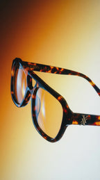 Adventuress, Gold Tortoise